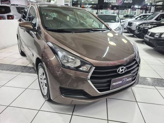 HYUNDAI HB20 1.6 COMFORT PLUS 16V FLEX 4P AUTOMÁTICO